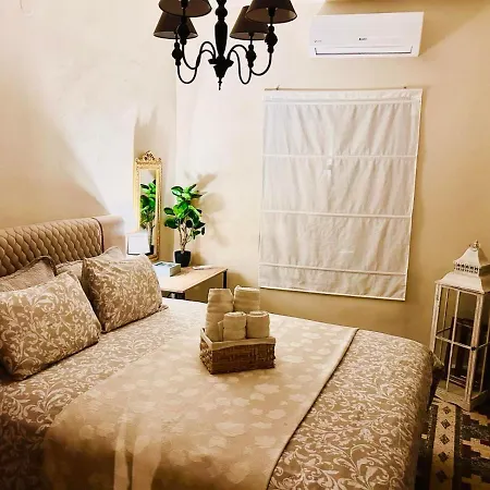Apartment Traditional House Of 1898 In The Heart Of Old Town Of