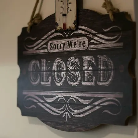 Apartment Traditional House Of 1898 In The Heart Of Old Town Of