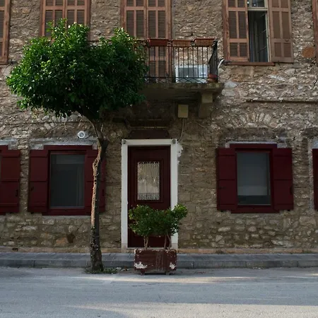 Apartment Traditional House Of 1898 In The Heart Of Old Town Of