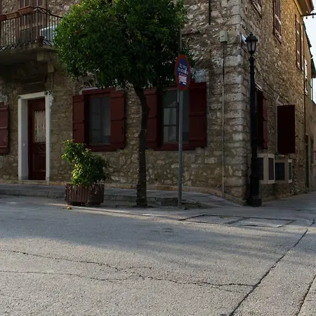 Traditional House Of 1898 In The Heart Of Old Town Of