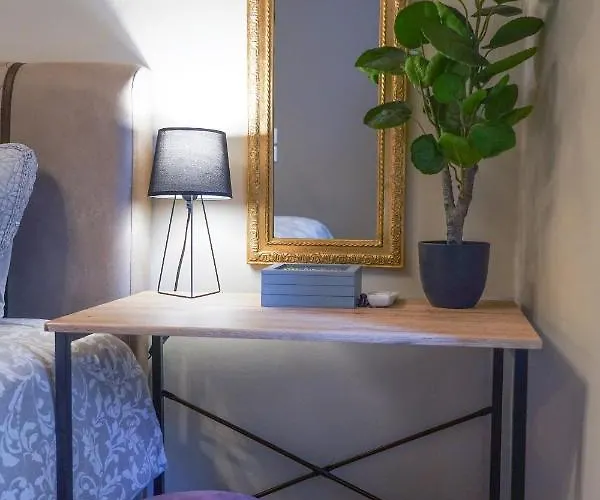 Traditional House Of 1898 In The Heart Of Old Town Of * Náuplia