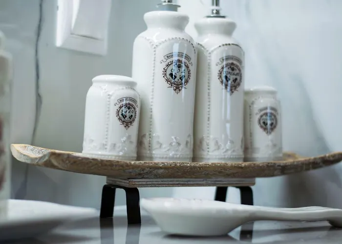 Traditional House Of 1898 In The Heart Of Old Town Of *